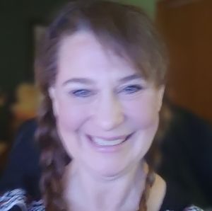 Meet your Posher, Pamela